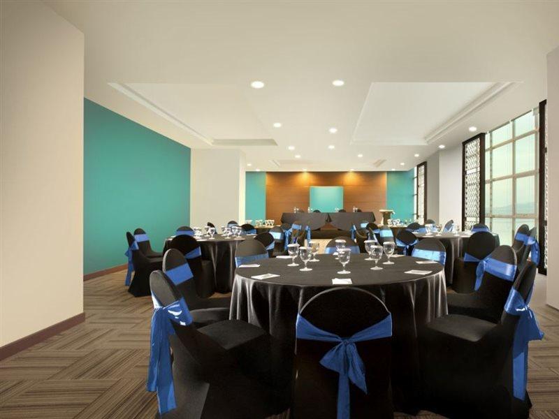 Best Western The Lagoon Hotel Manado Luaran gambar